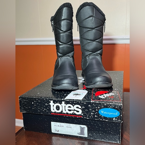 Totes Waterproof Boots 7M - Picture 1 of 8